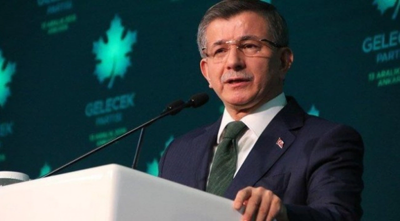 Davutoğlu’ndan iktidara “50+1” yanıtı: Kaybetmeye mahkumsunuz, hiçbir sayı sizi kurtaramaz