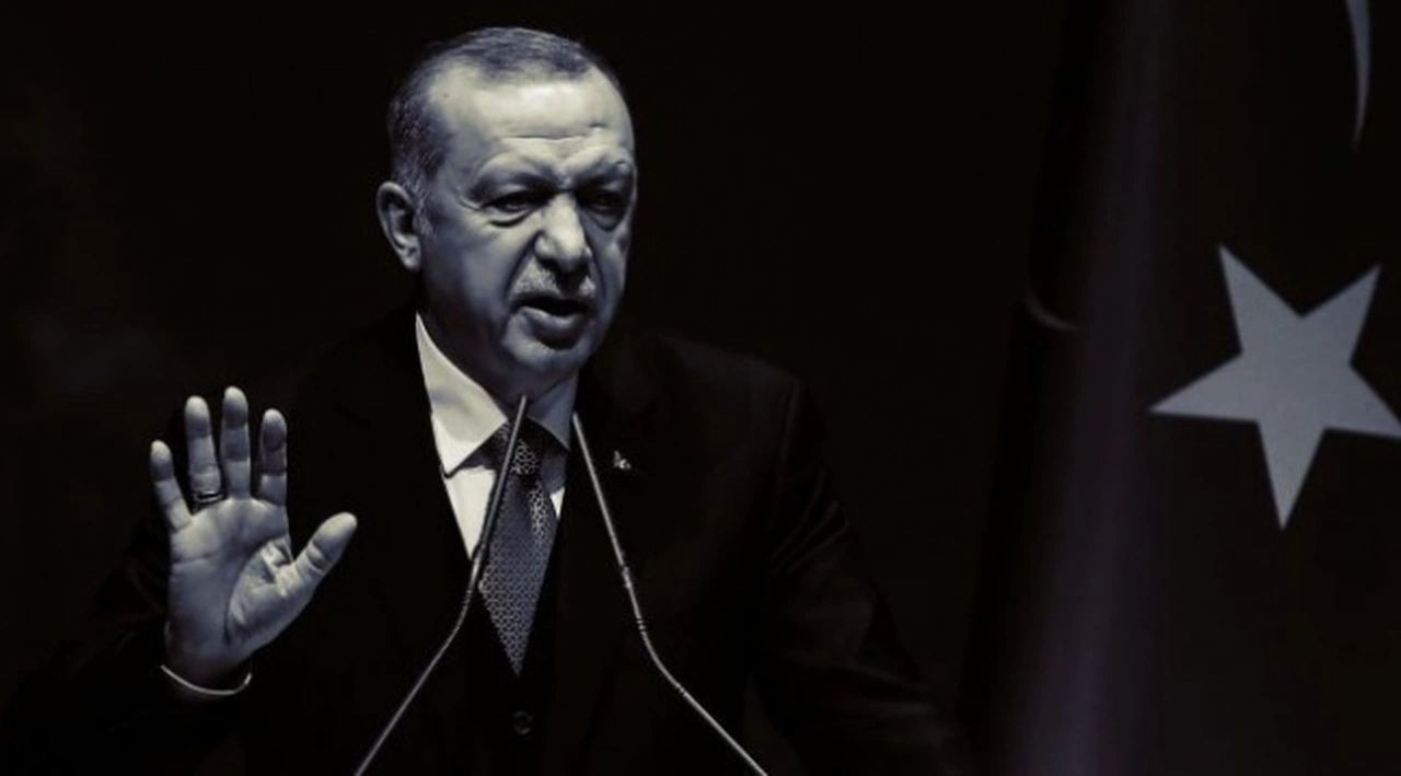 Financial Times’tan çarpıcı analiz: “Türk Lirası’ndaki değer kaybının nedeni Erdoğan”
