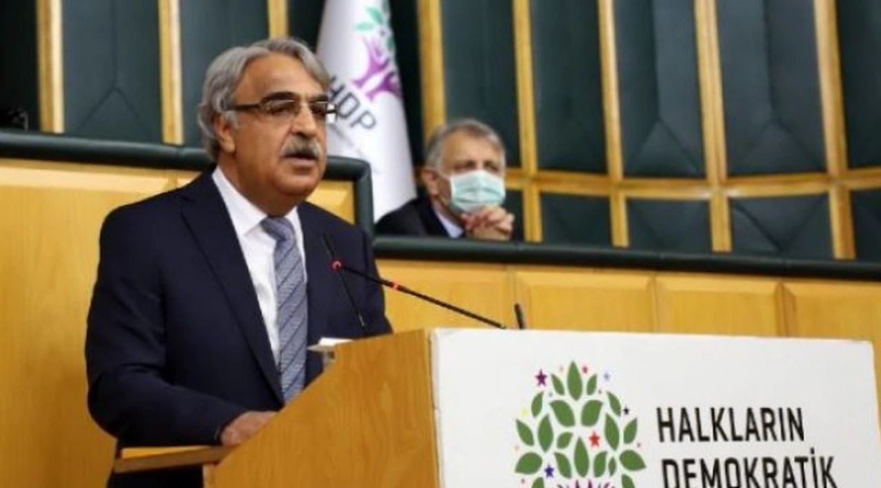 Mithat Sancar’dan, “HDP’yi PKK’nin yanında konumlandırıyoruz” diyen Akşener’e yanıt