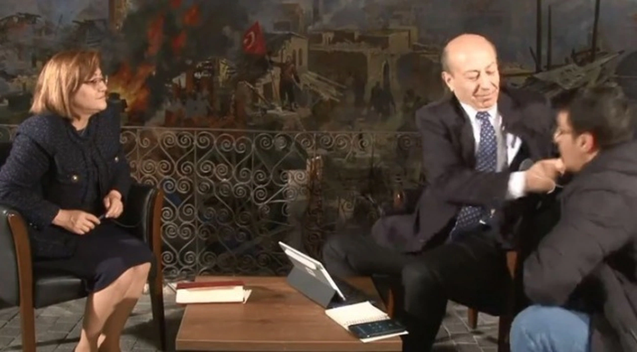 Türkiye Gazeteciler Cemiyeti'nden Muharrem Sarıkaya kararı: Onur Kurulu'na sevk edildi