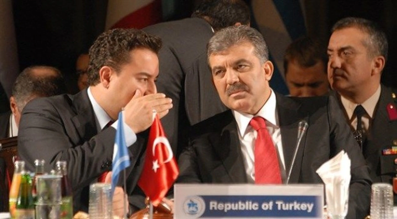 Ali Babacan'dan Abdullah Gül açıklaması: Aktif siyasette yer almayacak