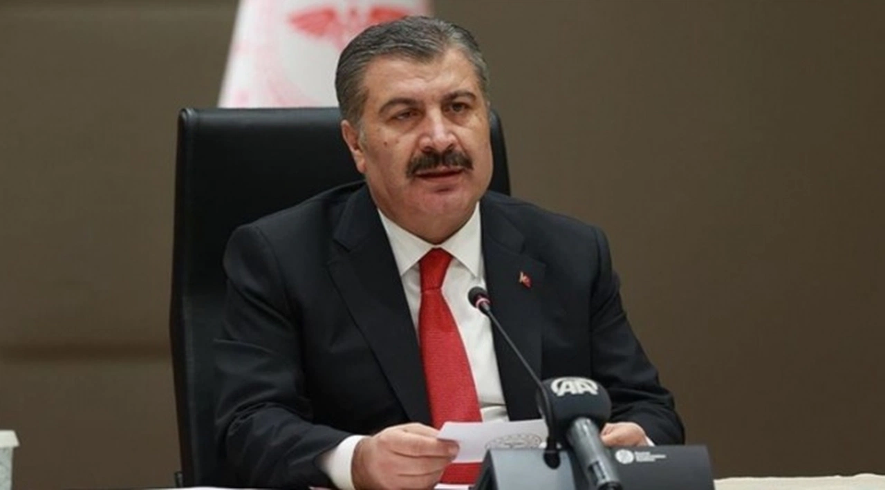 Bakan Koca: Bundan böyle PCR testi yalnızca semptom gösteren kişilere yapılacaktır