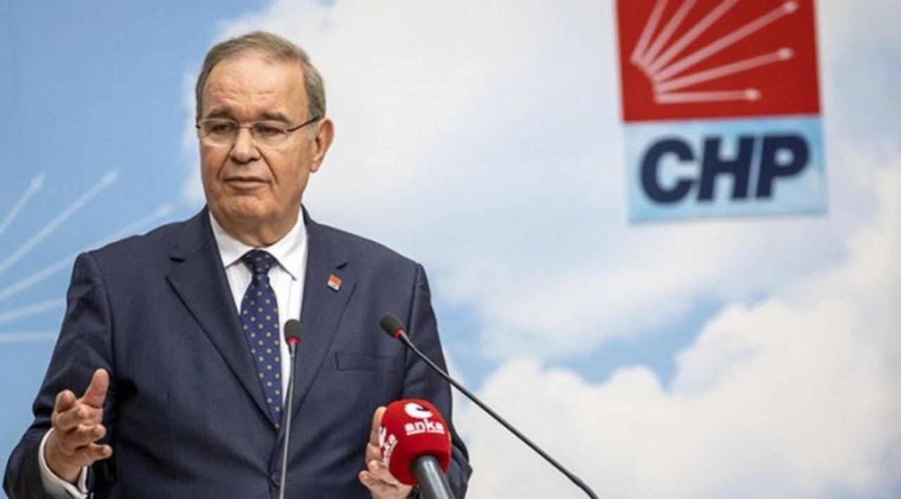 CHP'li Öztrak'tan Erdoğan'a sert tepki: 'Gözünün döndüğünü gösterdi'