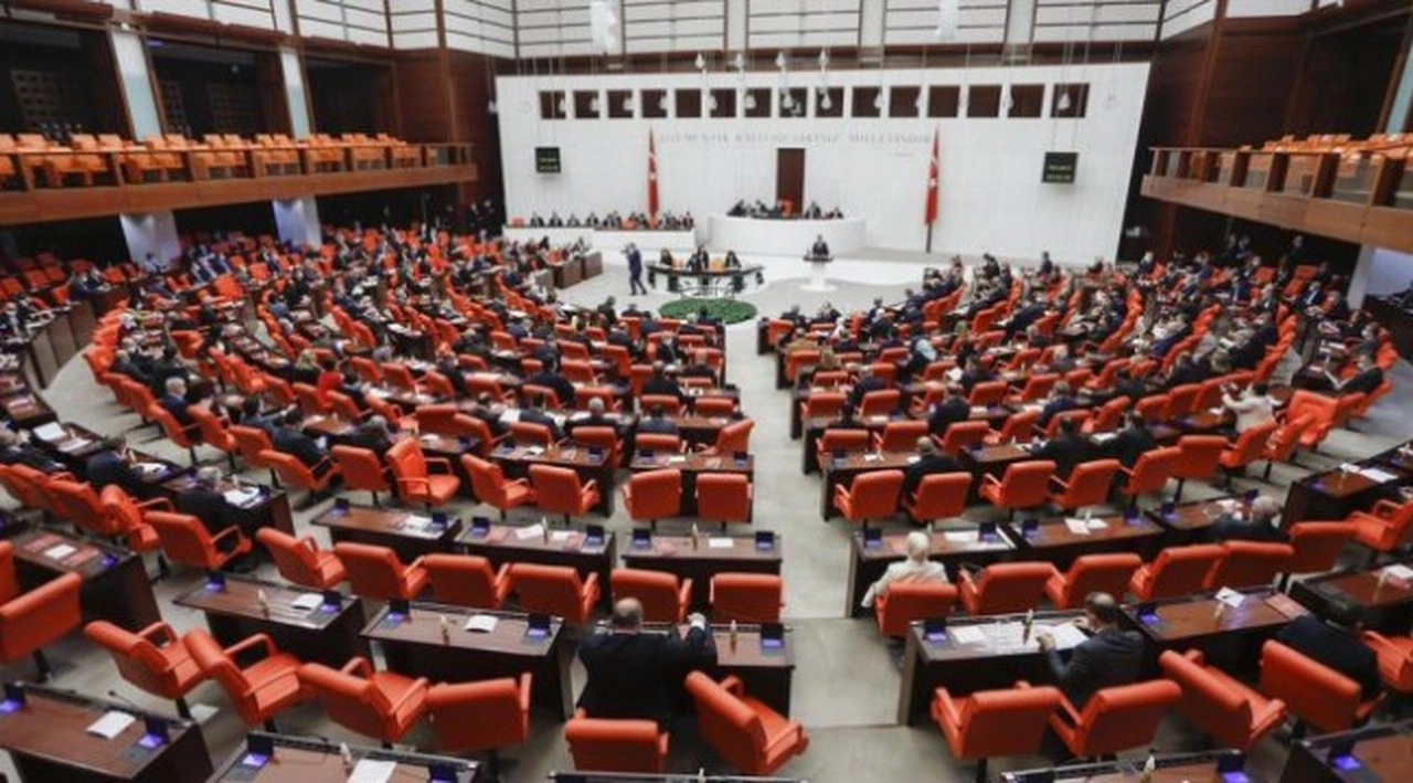HDP'li vekillere ait 10 dokunulmazlık dosyası daha TBMM'de