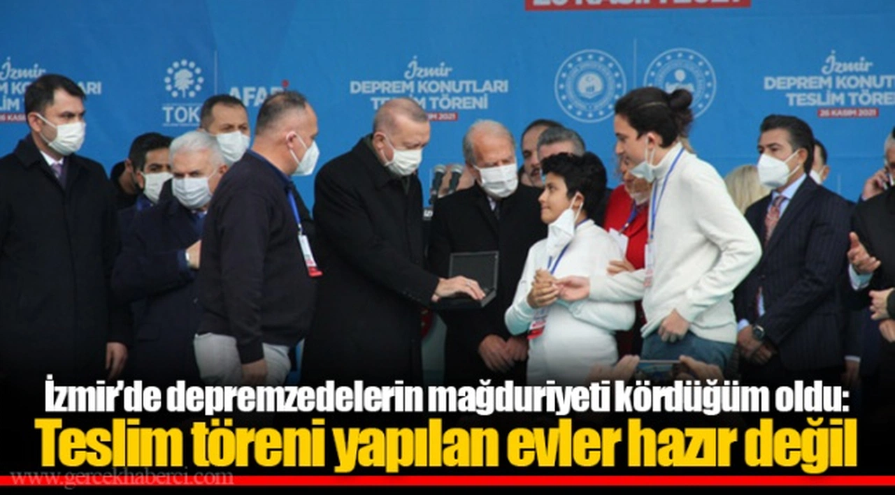 İzmir'de depremzedelerin mağduriyeti kördüğüm oldu: Teslim töreni yapılan evler hazır değil