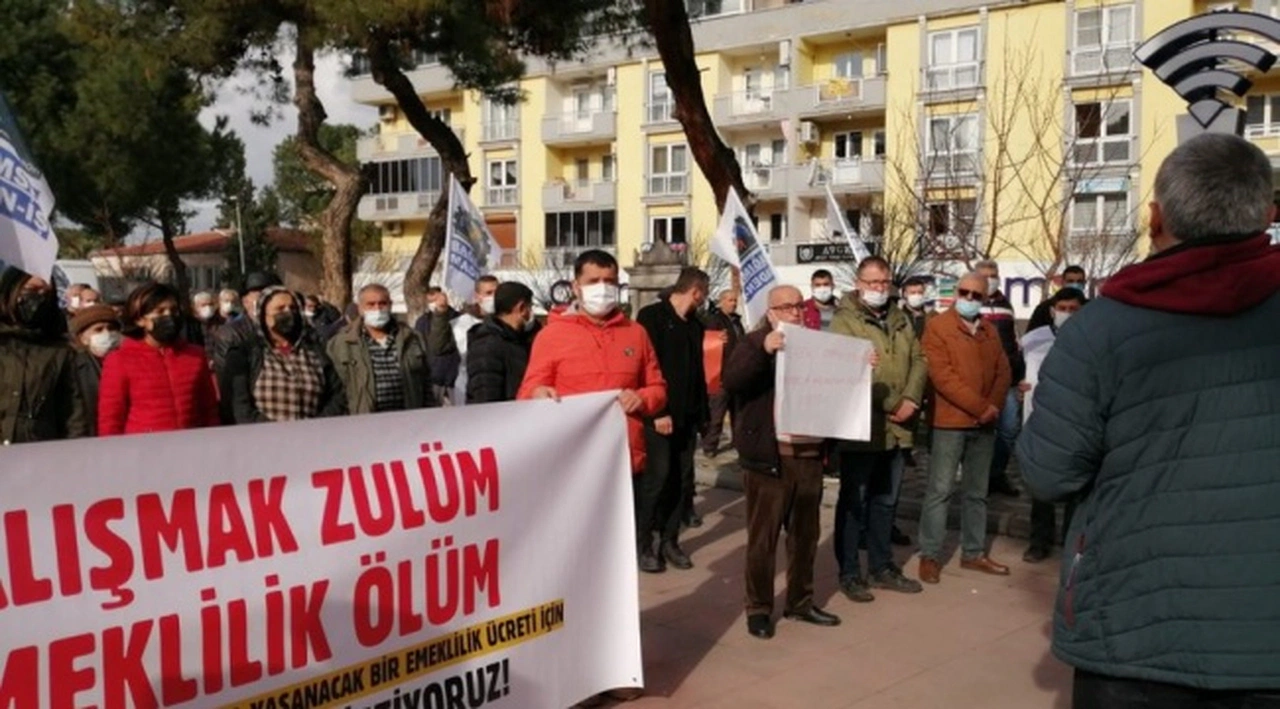 Madencilerden emeklilik eylemi: İnsanca yaşayacak maaş istiyoruz