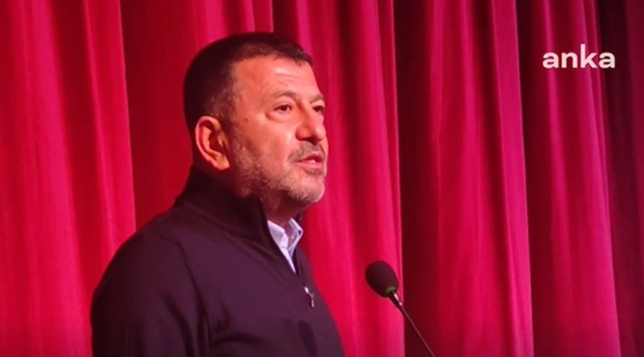 CHP'li Ağbaba: Atatürk’e 20 yıldan beri sistemli saldırılar var; Atatürk ve düşünceleri yok edilmek isteniyor