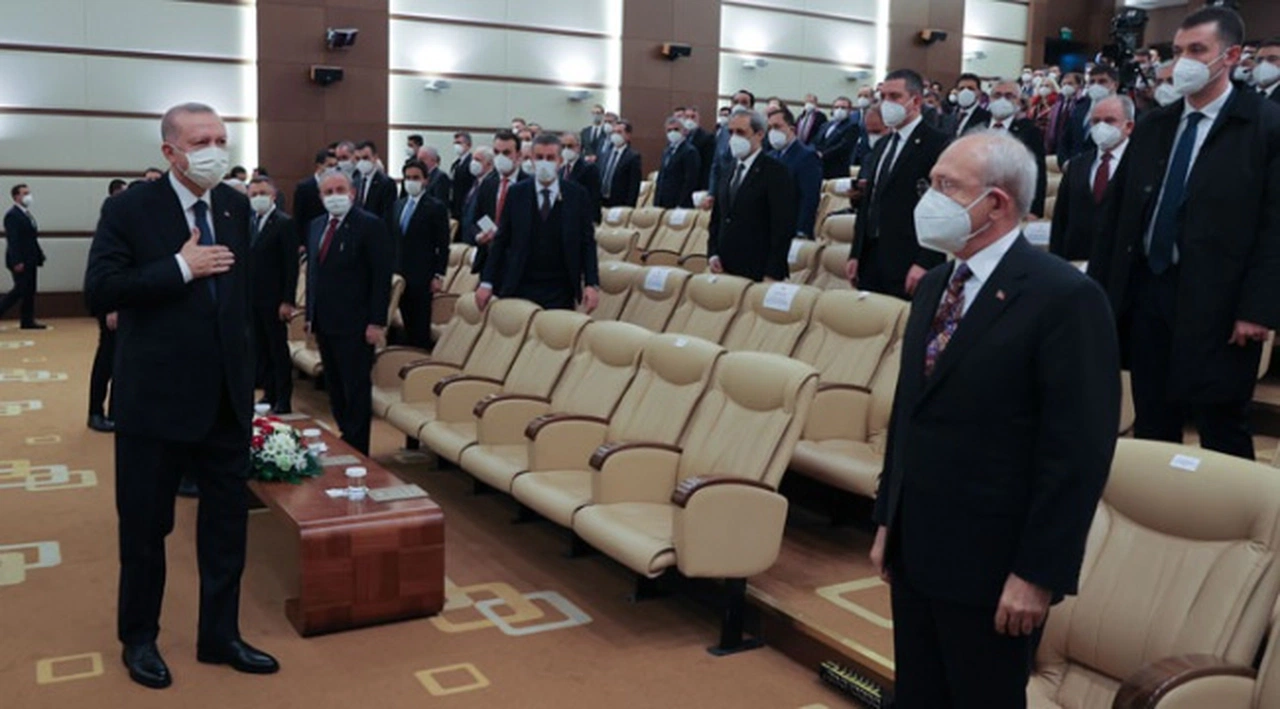 Erdoğan ve Kılıçdaroğlu da katıldı: AYM üyeliğine seçilen Kenan Yaşar için yemin töreni düzenlendi