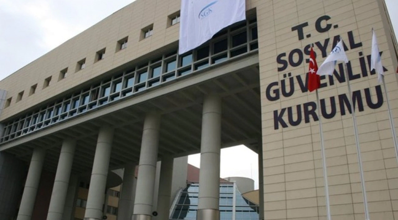 SGK: Rapor paraları için e-Devlet'ten IBAN tanımlaması yapılabilir
