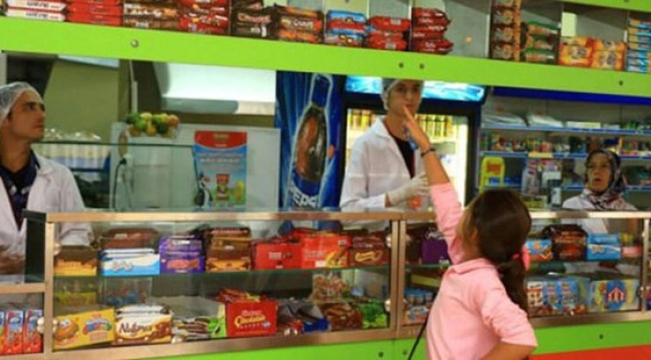 Zamlar çocukları da vurdu, kantinde fiyatlar arttı: "Tost çok pahalıydı alamadım"