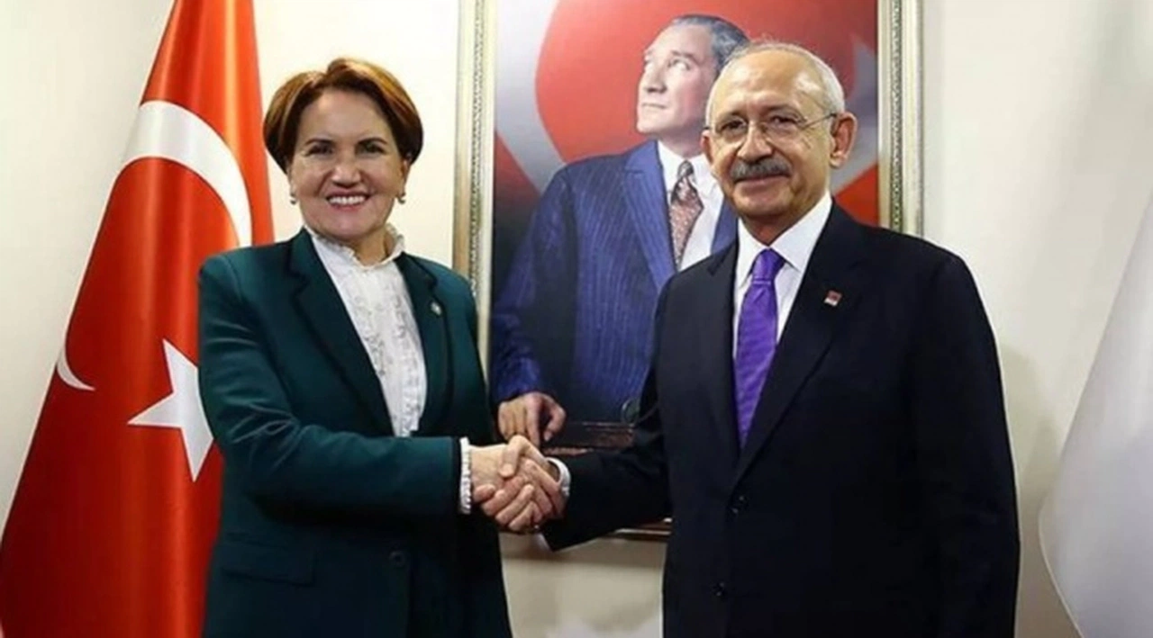 Zirve öncesi sürpriz görüşme: Kılıçdaroğlu, Akşener'i ziyaret etti