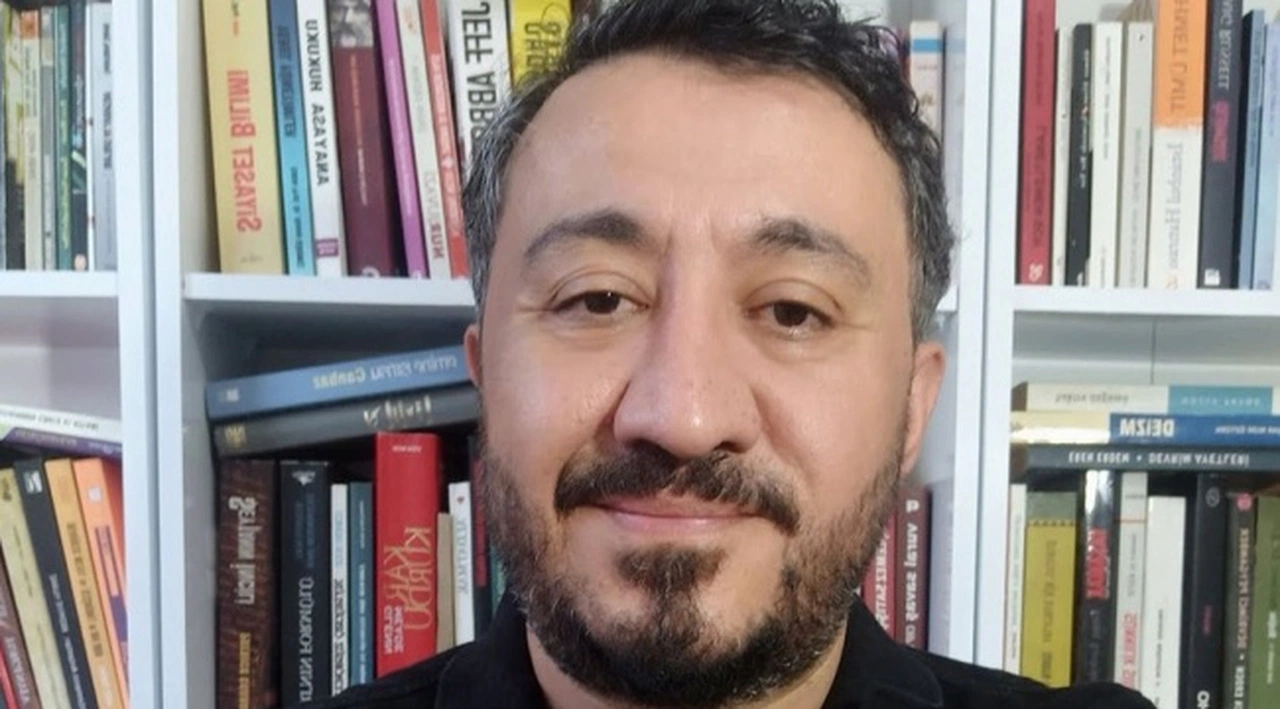 Avrasya Araştırma Şirketi Başkanı Kemal Özkiraz gözaltına alındığını duyurdu
