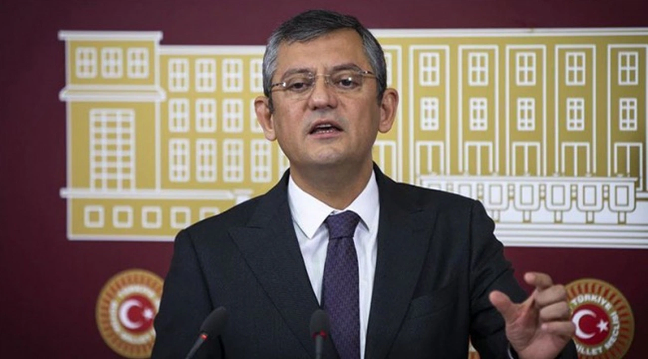 CHP'li Özel: Zam ve zulüm rejimini bitireceğiz; 6 partiye ihtiyacımız yok, tek başımıza da hazırlanıyoruz