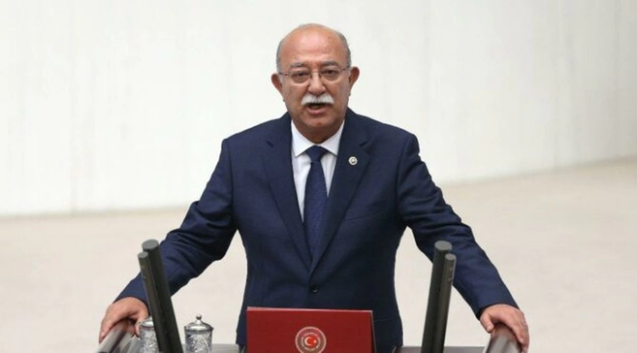 İsmail Koncuk Zafer Partisi’nden istifa etti