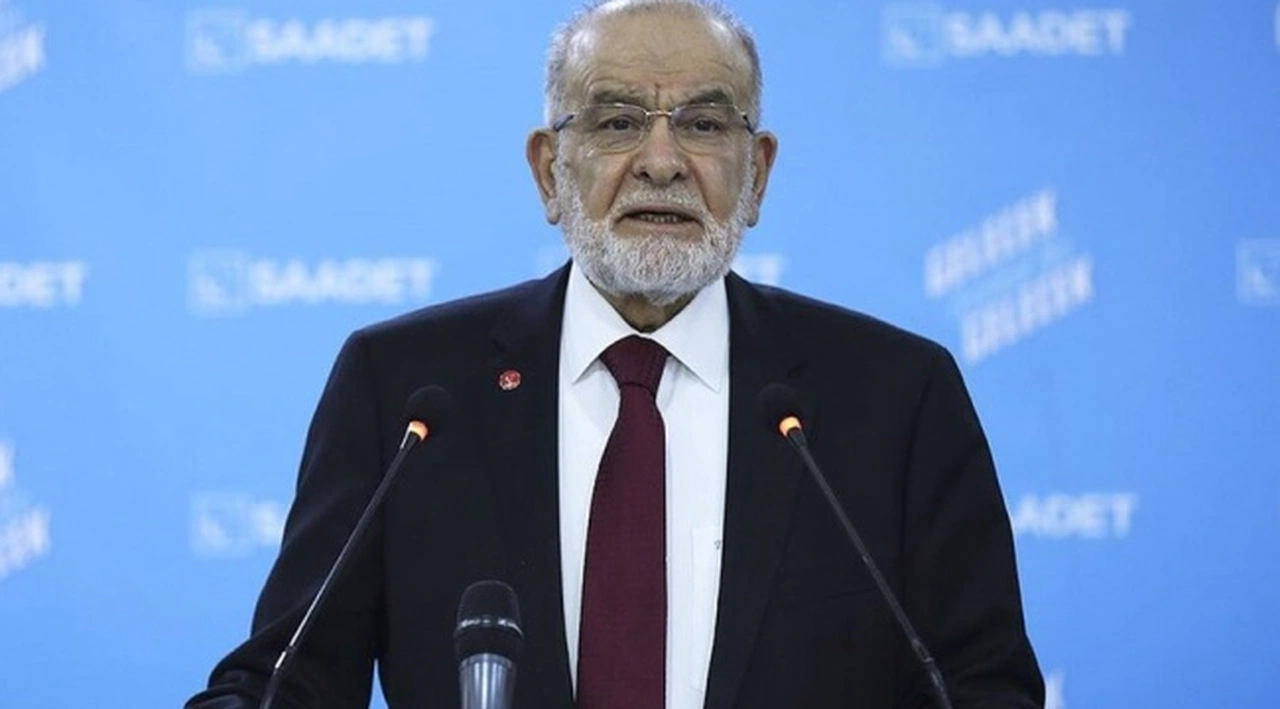 Karamollaoğlu'ndan iktidara ekonomi tepkisi: “Sebze meyveler taneyle satılır oldu”