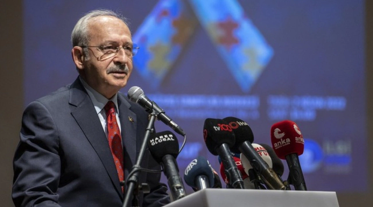 Kılıçdaroğlu'ndan otizmli çocuğu olan ailelere: MEB 40 saat ders vermiyorsa tazminat davası açın, hakkınızı arayın