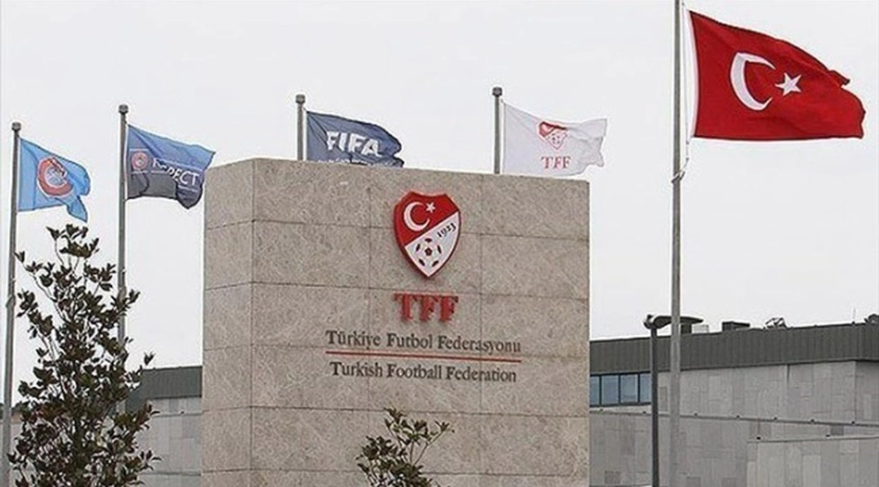 TFF'de istifa depremi sürüyor: 2 isim daha görev bıraktı
