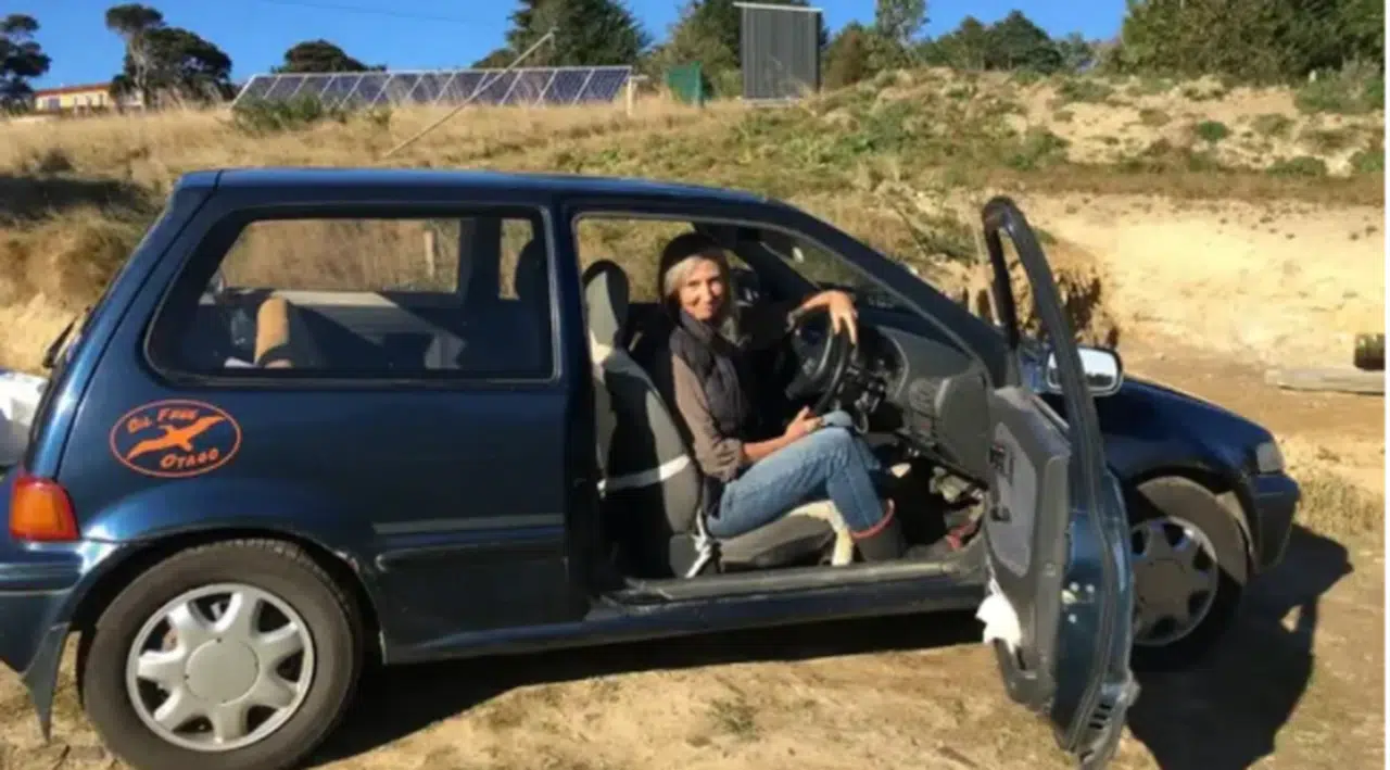 29 yıllık otomobilden elektrikli araç yaptı
