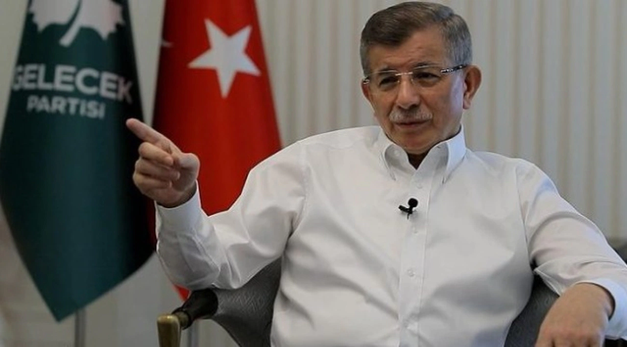 Davutoğlu’nun “listesi”nde Erdoğan, Yıldırım, Soylu ve Albayrak var: Defterler açılırsa, insan önüne çıkamazlar