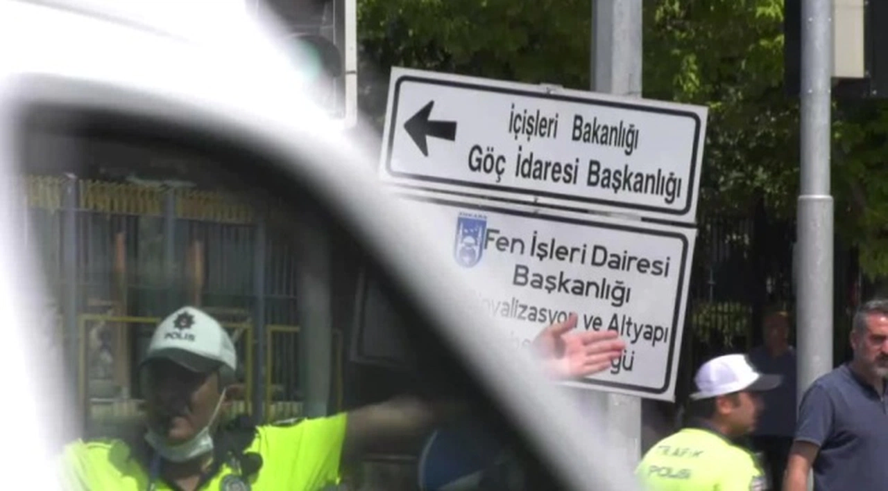 900 bin Suriyeliye vatandaşlık verildi!