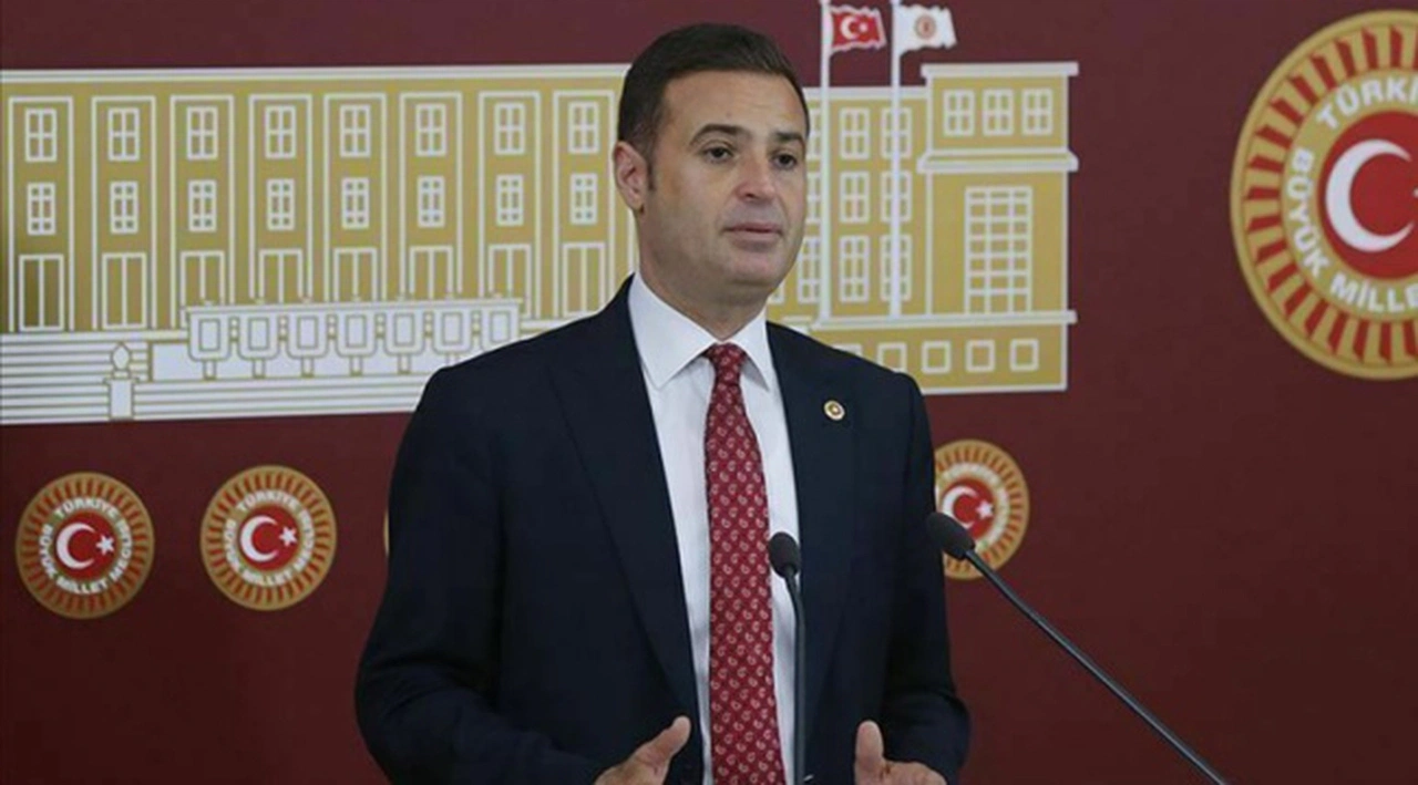CHP'li Akın: Bayram boyunca otoyol ve köprüler ücretsiz olmalı