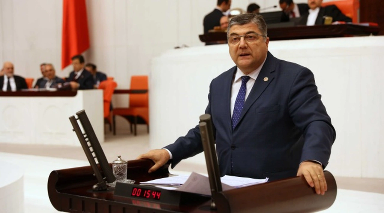 CHP’li Sındır, “Safranbolu’ya kıymayın, tarihimize ihanet etmeyin!”
