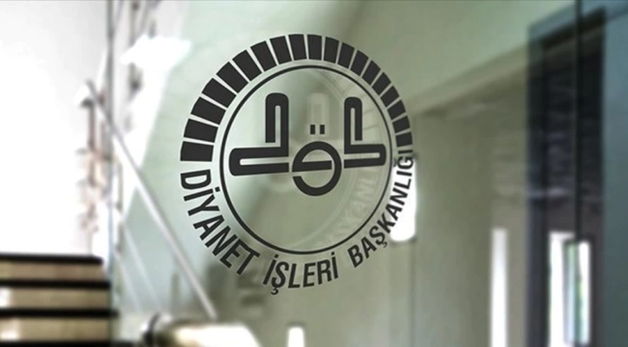 Diyanet’e bin 598 yeni kadro açıldı