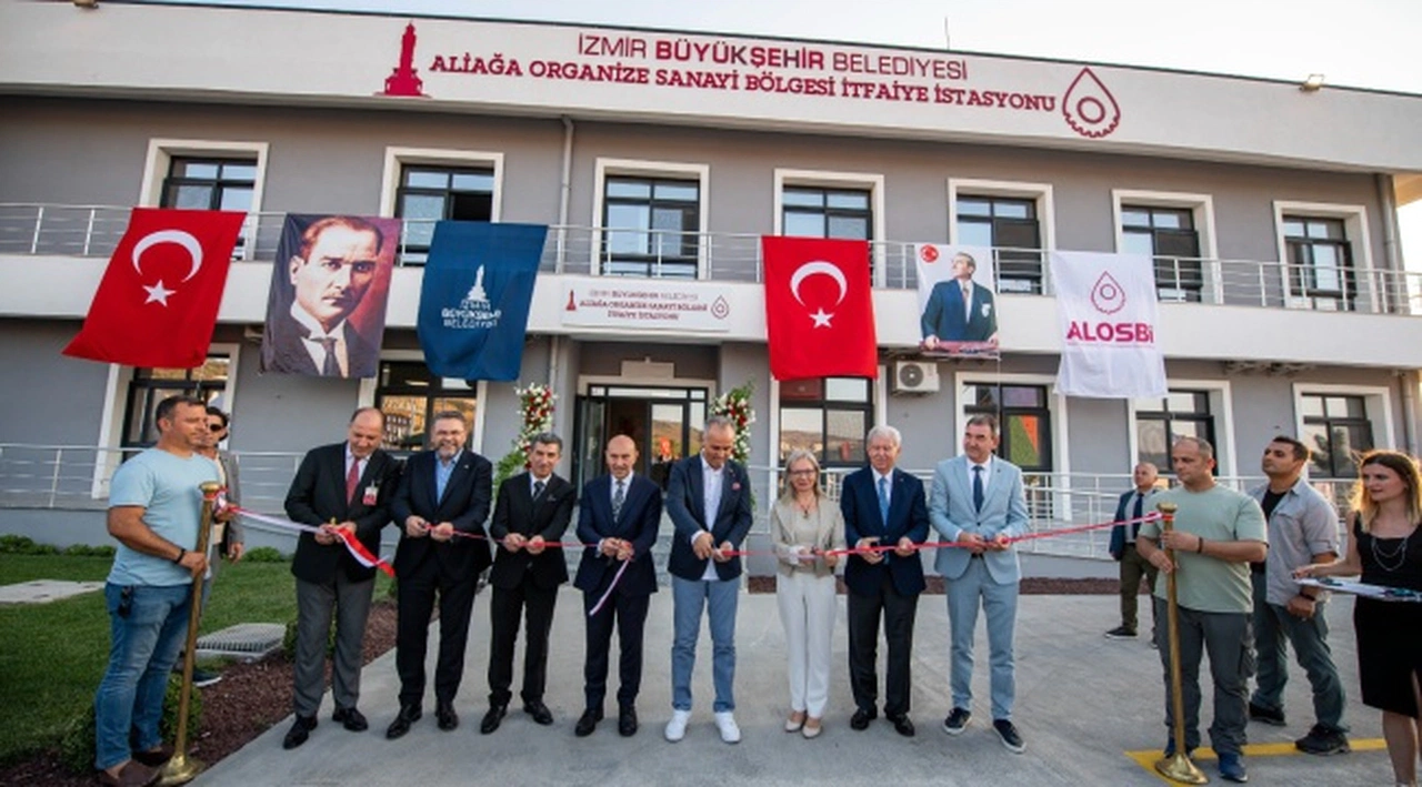 Aliağa Organize Sanayi Bölgesi İtfaiye Merkezi açıldı: Soyer, "Yangın riskine karşı işbirliğimiz meyve verdi"