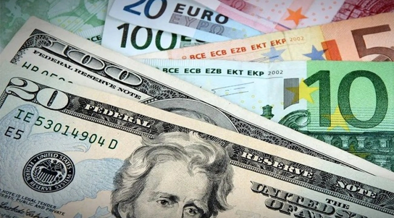 Dolar, 17,90'ı aştı
