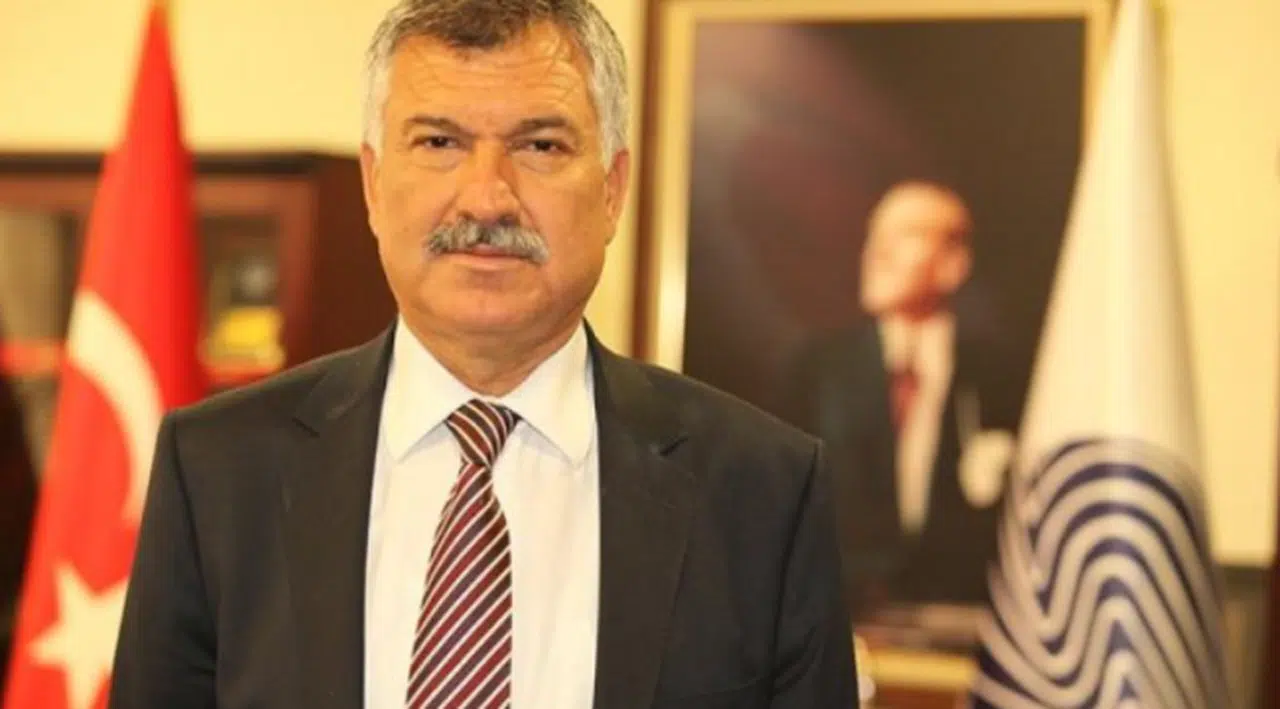 Karalar’dan “Kütüphanede namaz kılmak isteyen genç engellendi” haberlerine yanıt: Komplo siyaseti yapanlara karnımız tok!