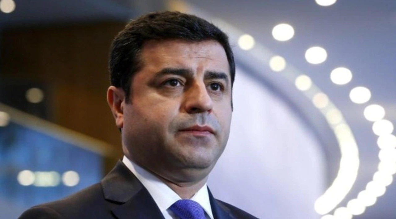 Selahattin Demirtaş: AKP kapanacak