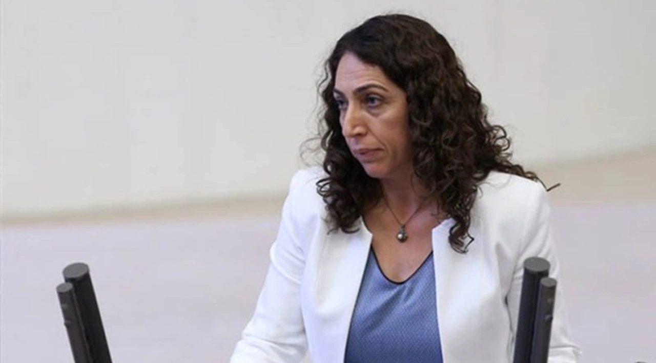TBMM Karma Komisyonu, DBP'li Salihe Aydeniz'in dokunulmazlığının kaldırılmasına karar verdi