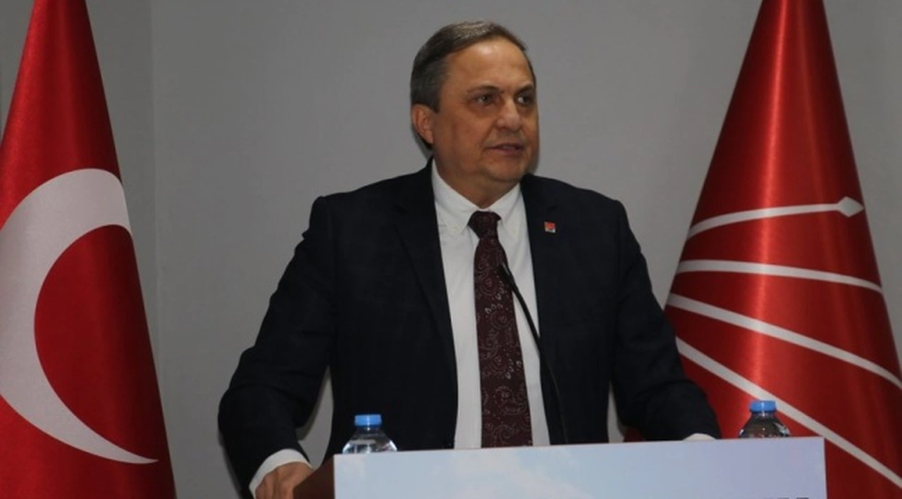 CHP’li Torun’dan Bakan Kurum’a: Hevesliyseniz İstanbul’a aday olur boyunuzun ölçüsünü alırsınız
