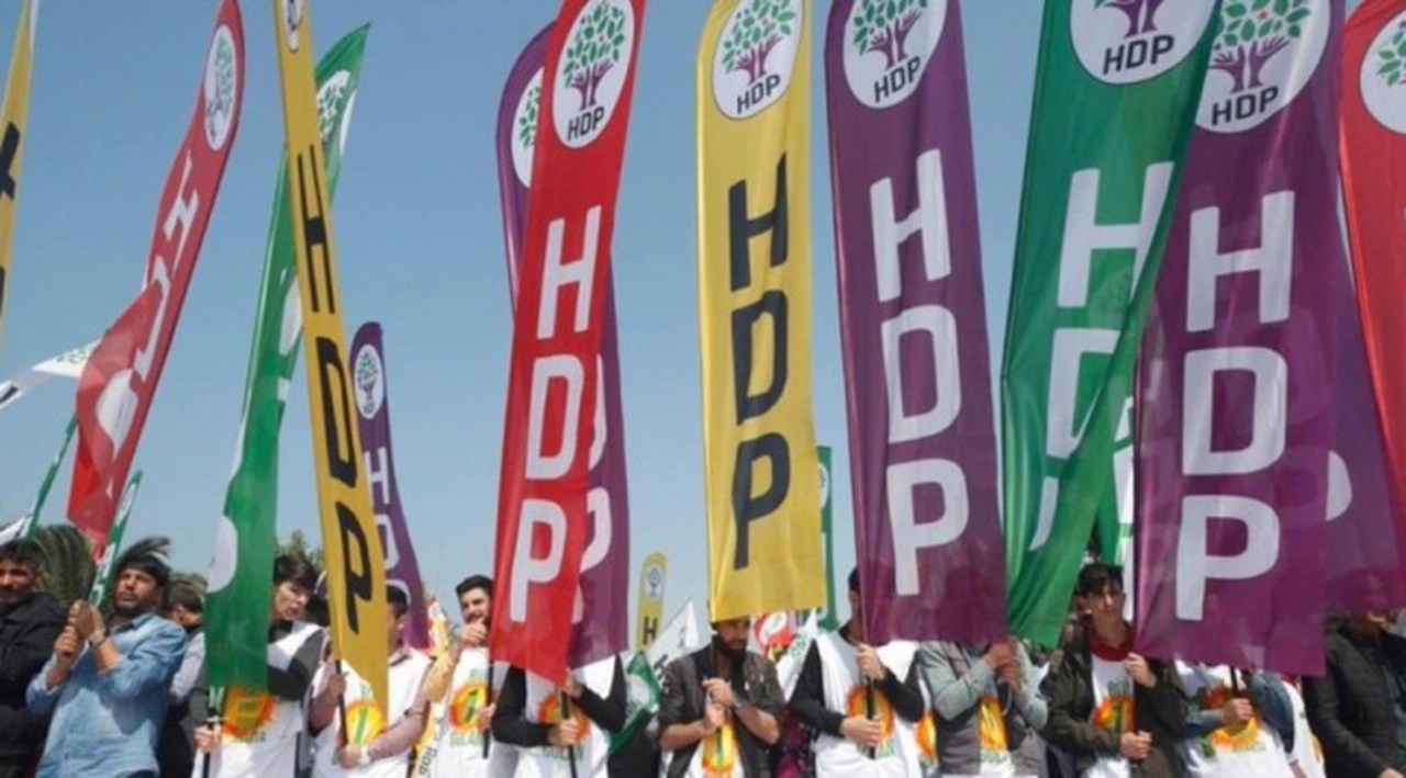 HDP'den "ortak aday" açıklaması: Destek isteyen, ortaklaşma zemini aramaya çalışan güçler sizin hassasiyetlerinize ve önerilerinize kulak kapatmamalı