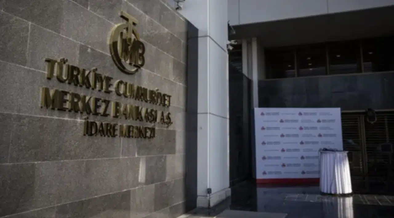 Merkez Bankası anketi: Yıl sonu dolar 19,65 TL
