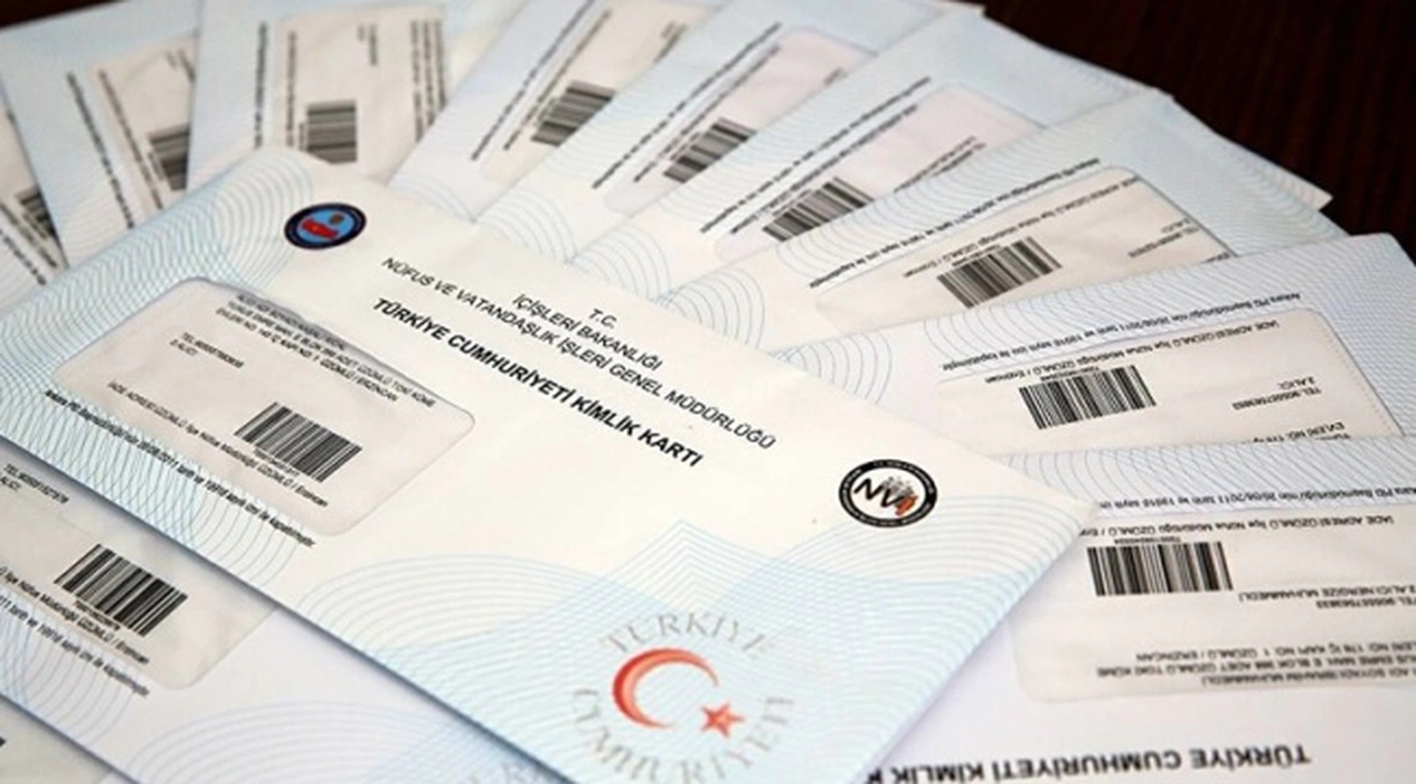 CHP'li vekil: 27 bin 456 yabancıya konut alımı sonrasında vatandaşlık için belge verildi