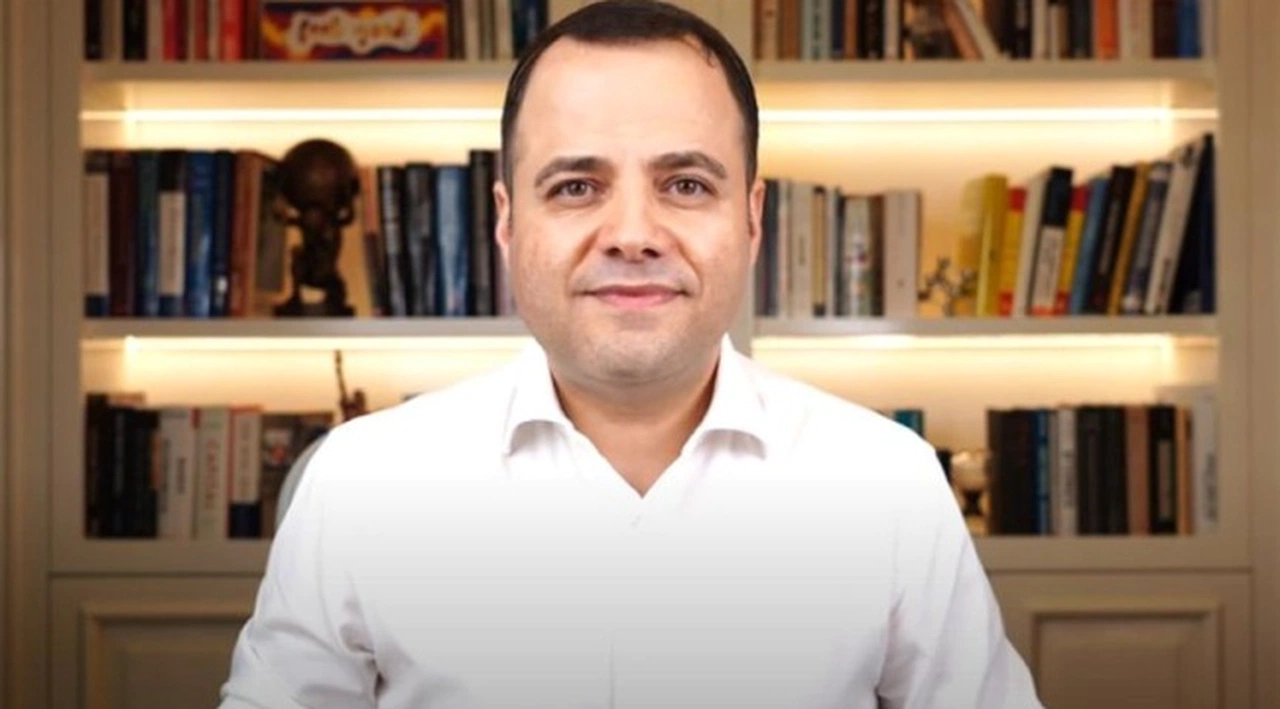 Ekonomist Özgür Demirtaş: Borsa ve VİOP'ta yapılan işlemleri açıklayın; kimin küçük yatırımcıyı batırdığını 1 günde bulayım