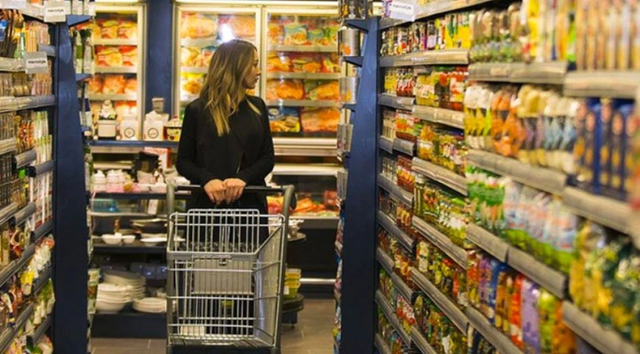 Kamu-İş: Eylül 2021'de 100 liraya dolan gıda sepeti için bu yıl 279 lira gerekli