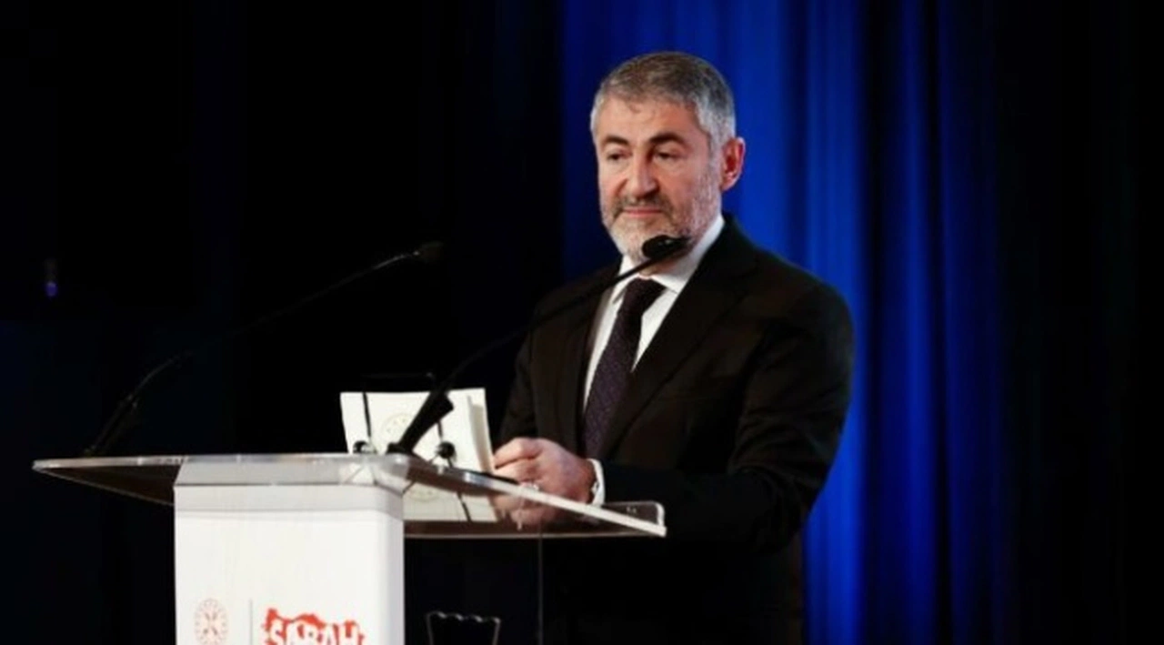Kur rekor kırarken Nebati: Modelin en önemli sac ayağı TL’ye güveni artırmaktır
