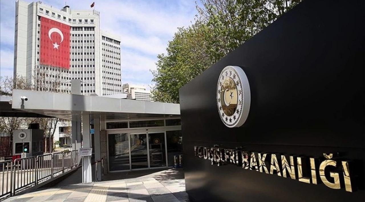 Yunanistan Büyükelçisi, Dışişleri'ne çağrıldı: Yunanistan ve ABD'ye protesto notası verildi