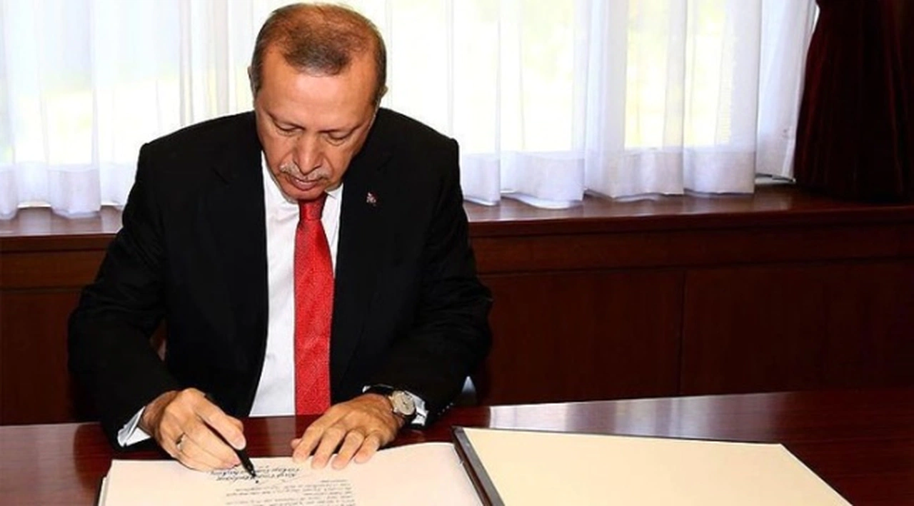 Anayasa değişikliği metni Erdoğan'a sunuldu: Ailenin kimlerden oluşacağı tanımlanıyor...