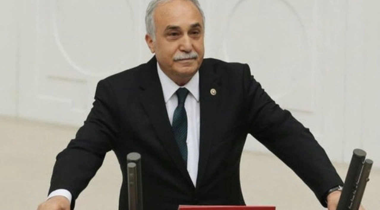 Fakıbaba'nın istifa dilekçesi TBMM Genel Kurulu'na sevk edildi