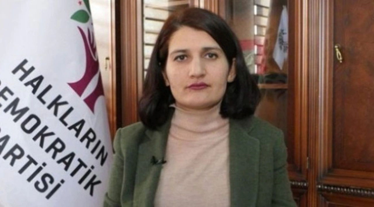 HDP'li Semra Güzel'in vekilliğinin düşürülmesi için Hazırlık Komisyonu kuruldu