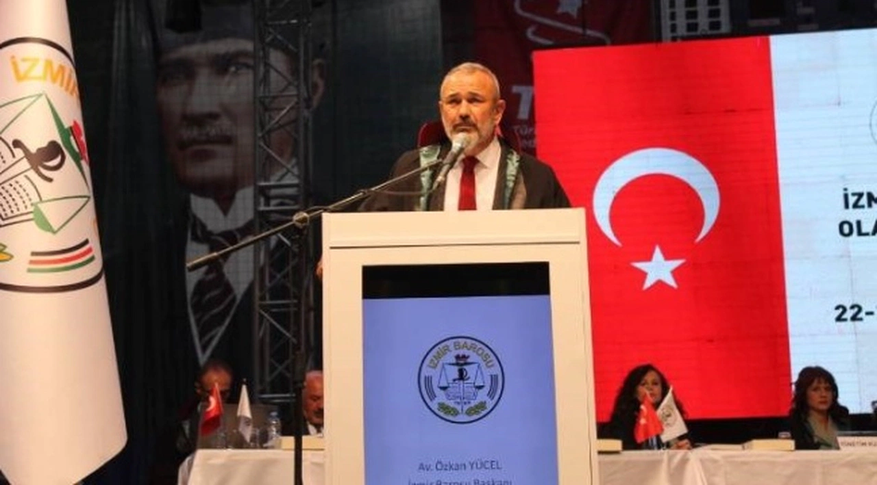 İzmir Barosu Genel Kurulu başladı: "Asla teslim olmadık"