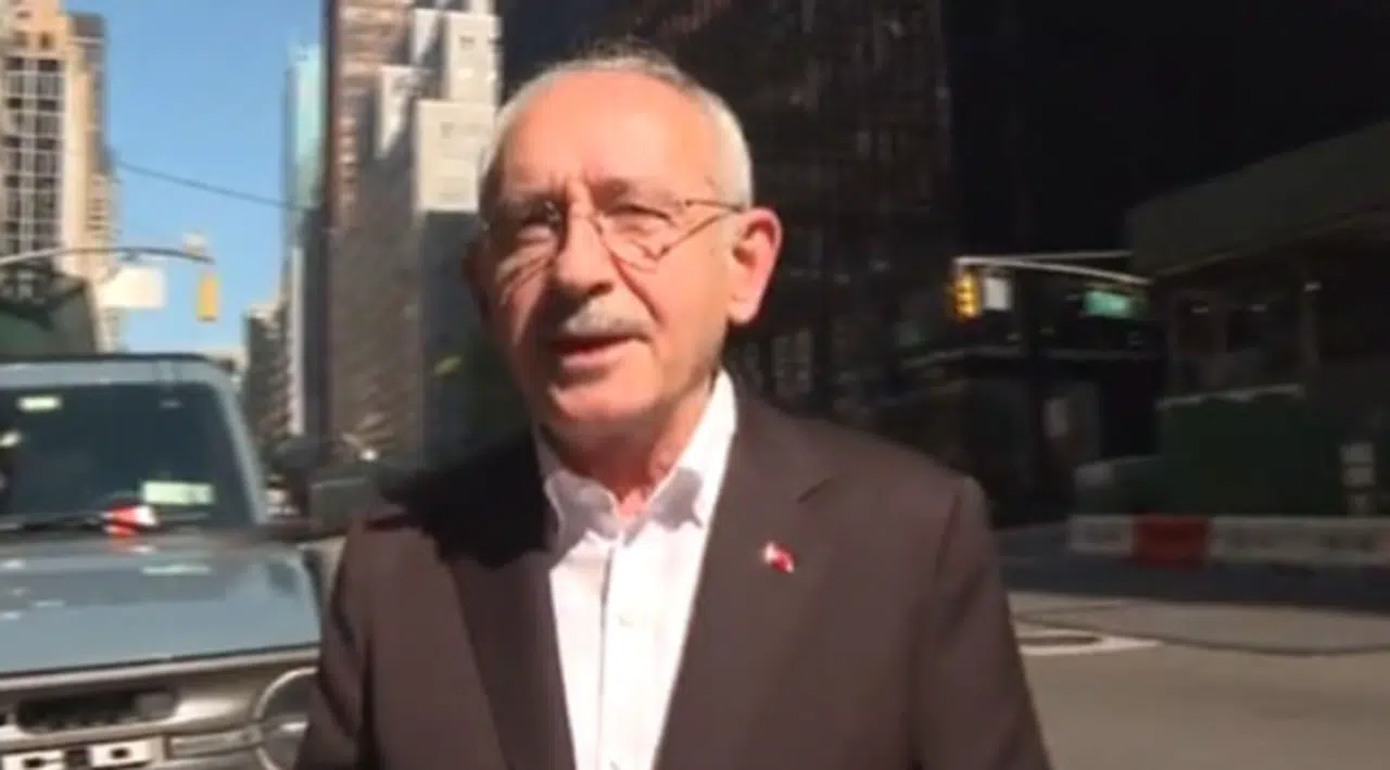 Kılıçdaroğlu, ABD’deki TÜRKEN gökdeleninin önünden Erdoğan’a seslendi: Aileyi konuşmak istiyorsan gel buradan başlayalım