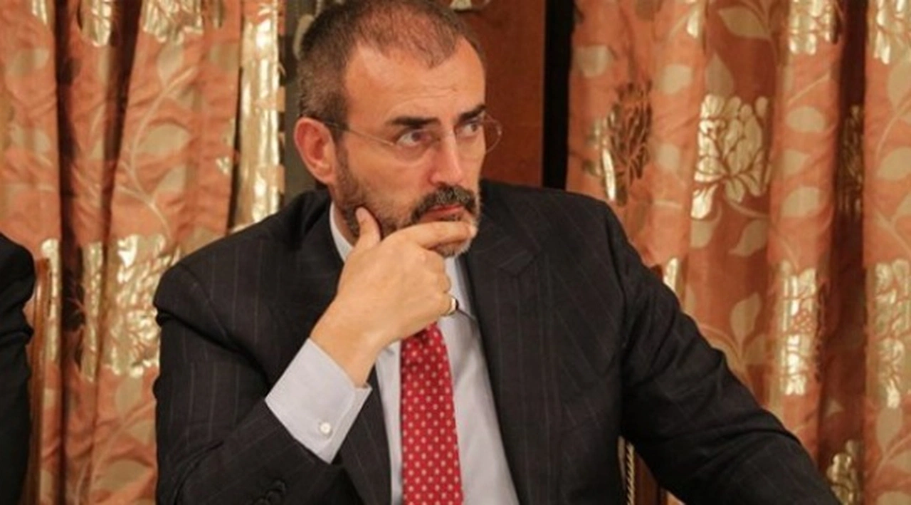 Mahir Ünal'dan sansür yasasıyla ilgili açıklama: "Suçun teşekkülü için beş şartın da olması gerekiyor"