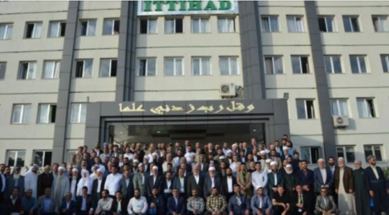 Taliban sözcüsünün de katıldığı “Alimler Buluşması” bildirisi yayımladı: Okulların yerine şer’i medrese istediler