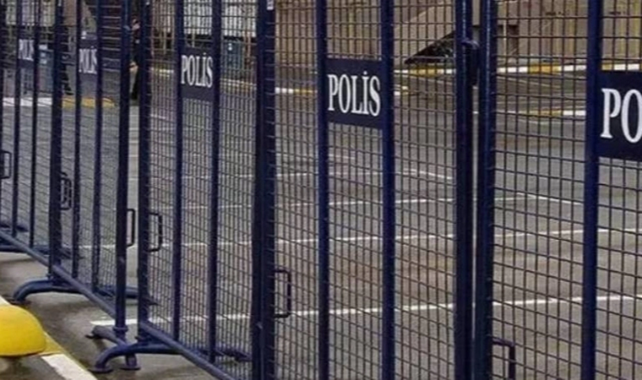 5 şehirde her türlü toplanma ve gösteri yürüyüşleri 15 günlüğüne yasaklandı