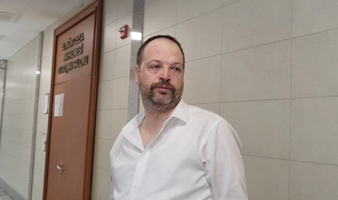 Fatih Tezcan'ın hakimleri hedef gösterdiği iddiasıyla yargılandığı davada karar