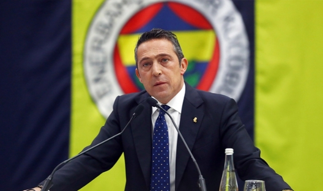 Fenerbahçe Başkanı Ali Koç'tan yabancı hakem açıklaması: VAR'da yapacaklar, federasyon sahada temkinli...